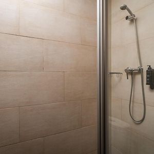 Zimmer mit zwei Einzelbetten